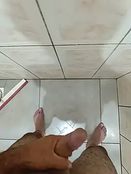 afindeprazer online show from April 24, 9:39 pm