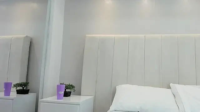 violetta cutest  online show from March 18, 11:24 am