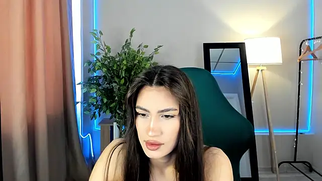Adele Lanea online show from April 28, 1:26 am