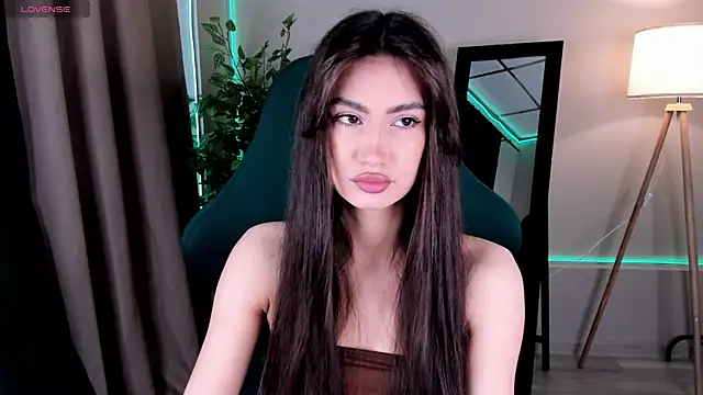 Adele Lanea online show from May 15, 12:06 am