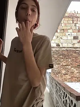 Maraia pink18 online show from March 8, 6:55 pm