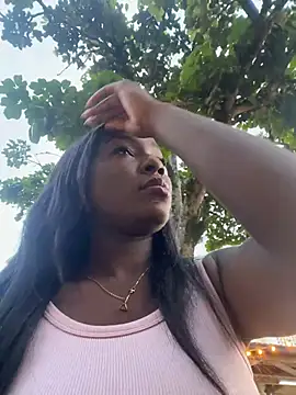 ZarahFerreira online show from March 24, 10:48 pm