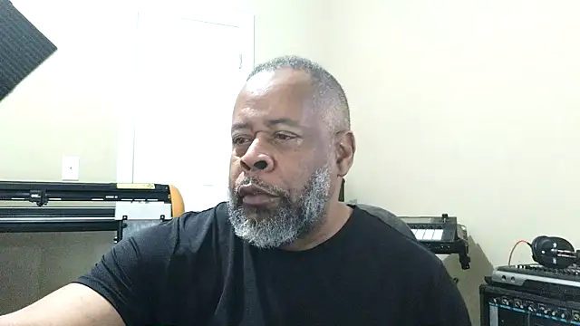 Cleozevo1961 online show from March 14, 4:34 pm