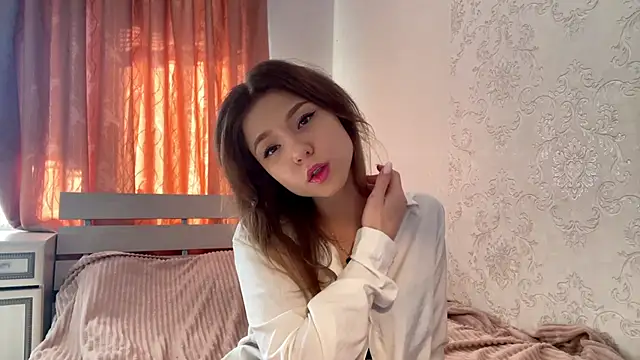 aera elese online show from March 10, 8:41 am