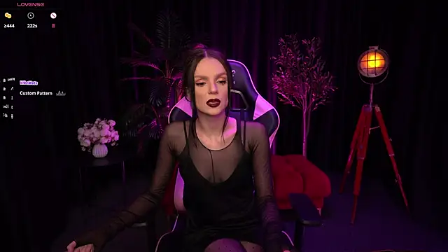 Wild Alice me online show from May 10, 3:39 pm