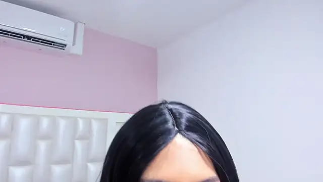 Liia Collins online show from March 12, 6:03 pm