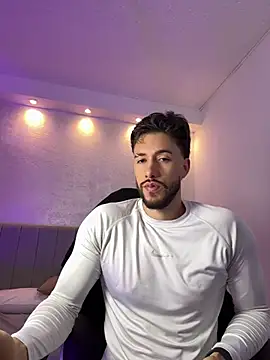 Snapshot of evans_campbell1 chatting on March 20, 12:15 am evans campbell1 online show from March 20, 12:15 am