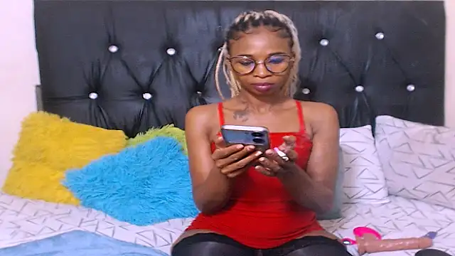 Snapshot of SassyyLadyKay chatting on March 20, 4:56 pm SassyyLadyKay online show from March 20, 4:56 pm