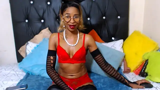 Snapshot of SassyyLadyKay chatting on April 1, 8:50 pm SassyyLadyKay online show from April 1, 8:50 pm