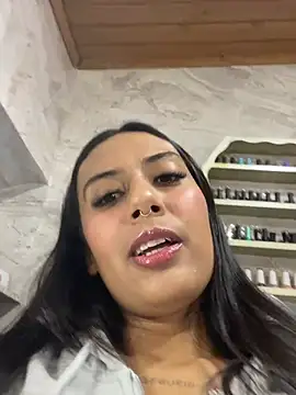 Snapshot of Tifqueen chatting on March 5, 2:57 pm Tifqueen online show from March 5, 2:57 pm