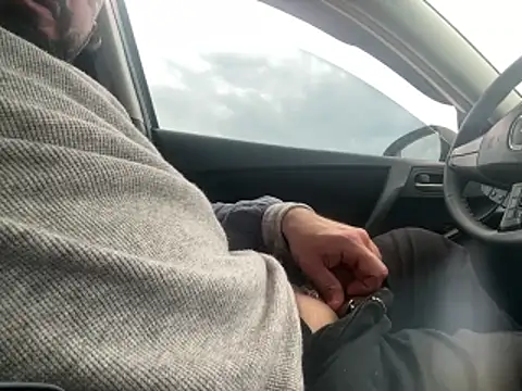 ozzyylove online show from April 1, 12:17 pm