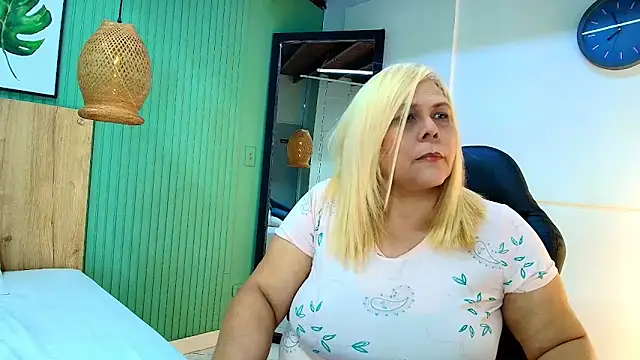 eva colen50 online show from March 20, 6:35 pm