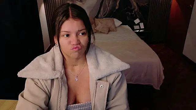 Snapshot of Alessia_Monroe_ chatting on February 24, 1:42 pm Alessia Monroe online show from February 24, 1:42 pm