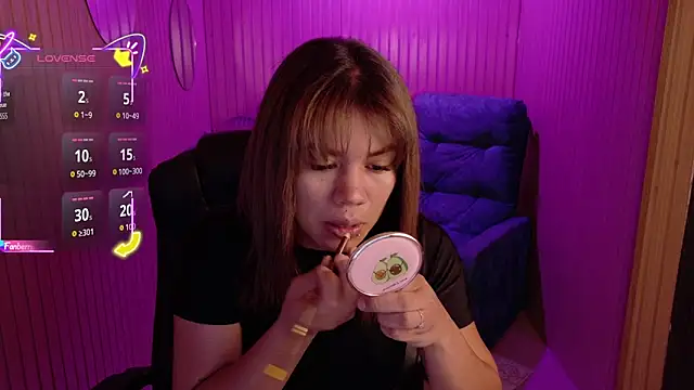 Snapshot of Alessia_Monroe_ chatting on March 30, 8:32 pm Alessia Monroe online show from March 30, 8:32 pm