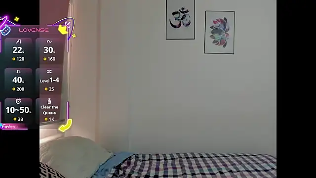 Alessia Monroe  online show from May 5, 4:37 pm