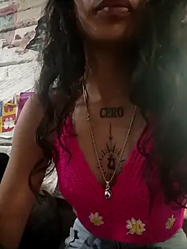 Snapshot of girl_University chatting on February 18, 9:55 pm girl University online show from February 18, 9:55 pm