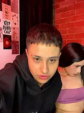 Snapshot of VelvetNoir_ chatting on February 18, 1:56 am VelvetNoir online show from February 18, 1:56 am