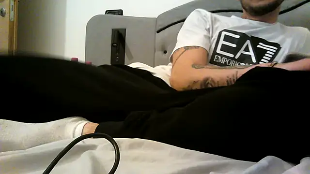 toro899 online show from February 18, 9:55 pm