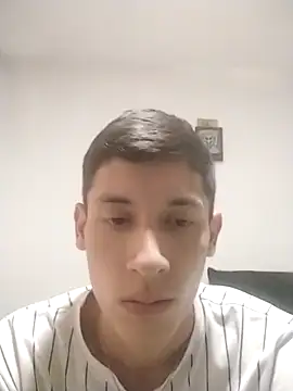 Snapshot of sebas0330 chatting on February 18, 10:06 pm sebas0330 online show from February 18, 10:06 pm