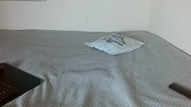 Snapshot of valkahot20 chatting on April 4, 11:08 am valkahot20 online show from April 4, 11:08 am