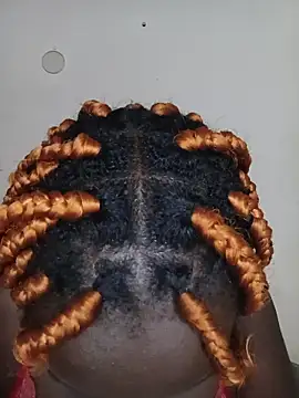 Snapshot of IvyEbony chatting on March 6, 4:31 am IvyEbony online show from March 6, 4:31 am