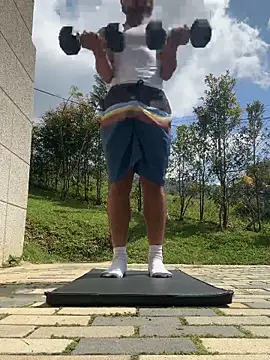 Snapshot of hardbody_19 chatting on April 2, 2:58 pm hardbody 19 online show from April 2, 2:58 pm