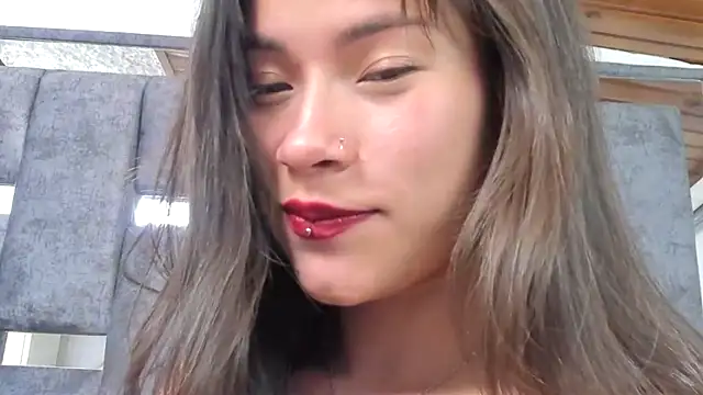 Snapshot of YUMEKO555 chatting on March 21, 8:19 am YUMEKO555 online show from March 21, 8:19 am