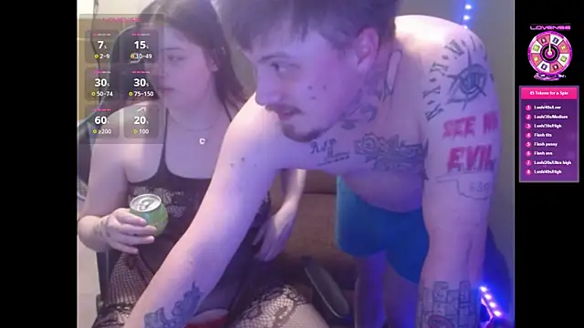 lovvluna online show from April 7, 2:45 am