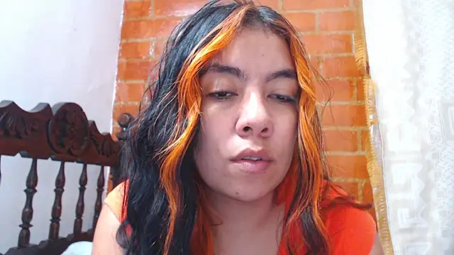 Snapshot of oran_black chatting on February 22, 4:46 am oran black online show from February 22, 4:46 am