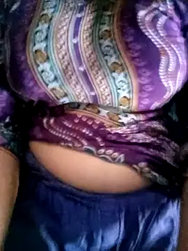BreezySexyGirl69 online show from May 6, 7:35 am