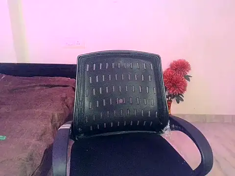 Snapshot of SIKSHA_SINGH chatting on March 19, 8:07 am SIKSHA SINGH online show from March 19, 8:07 am