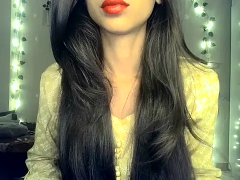 Snapshot of SIKSHA_SINGH chatting on April 1, 4:37 pm SIKSHA SINGH online show from April 1, 4:37 pm