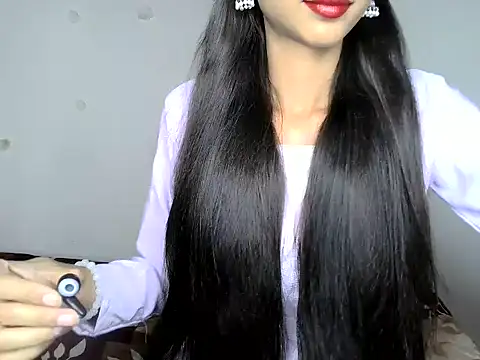 SIKSHA SINGH online show from May 19, 6:58 pm