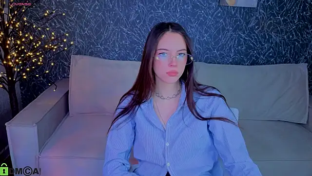 elise robbie online show from May 17, 4:58 pm