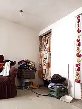 JoniXxX  online show from April 6, 7:26 pm