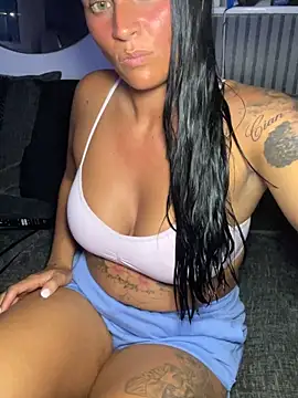 Destinylovex online show from May 18, 8:25 pm