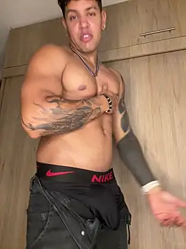 Snapshot of amenadiel_fire chatting on March 15, 4:18 am amenadiel fire online show from March 15, 4:18 am