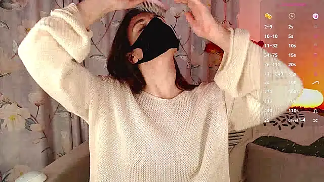 Snapshot of Ruby_04 chatting on March 9, 4:11 pm Ruby 04 online show from March 9, 4:11 pm