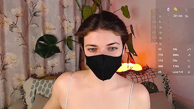 Snapshot of Ruby_04 chatting on March 29, 4:29 pm Ruby 04 online show from March 29, 4:29 pm