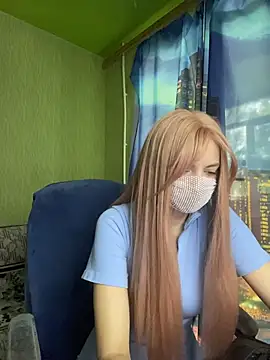 Snapshot of SophieBlackwood chatting on May 23, 6:07 am SophieBlackwood online show from May 23, 6:07 am