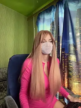 Snapshot of SophieBlackwood chatting on May 24, 7:57 am SophieBlackwood online show from May 24, 7:57 am
