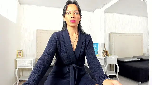 FernandaAvilax online show from May 11, 7:33 pm