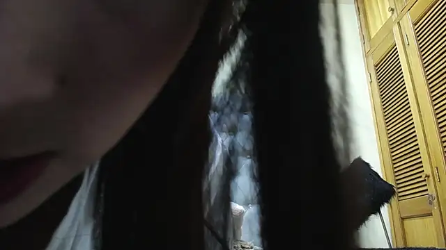 Snapshot of skarlett__36 chatting on March 19, 2:21 pm skarlett 36 online show from March 19, 2:21 pm