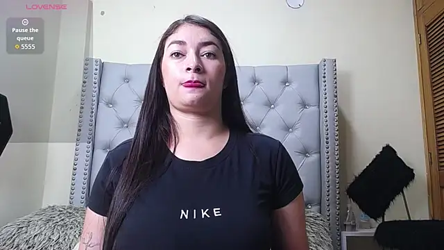 Snapshot of skarlett__36 chatting on April 2, 2:15 pm skarlett 36 online show from April 2, 2:15 pm