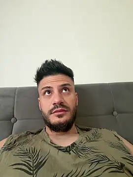 darkciupe online show from April 10, 7:24 am