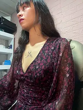 Mistymoon online show from April 2, 1:20 pm