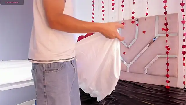 Angel Lux online show from February 25, 7:01 pm