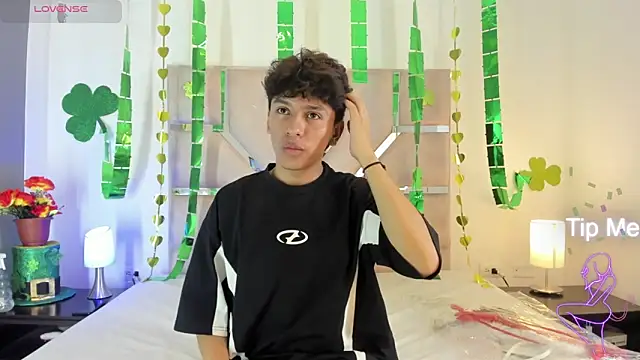 Angel Lux online show from March 9, 7:18 pm