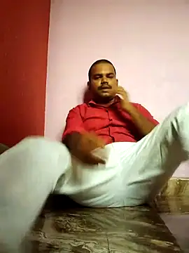 Snapshot of rkr1996kum chatting on March 19, 8:07 am rkr1996kum online show from March 19, 8:07 am