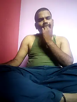 Snapshot of rkr1996kum chatting on March 25, 8:09 am rkr1996kum online show from March 25, 8:09 am